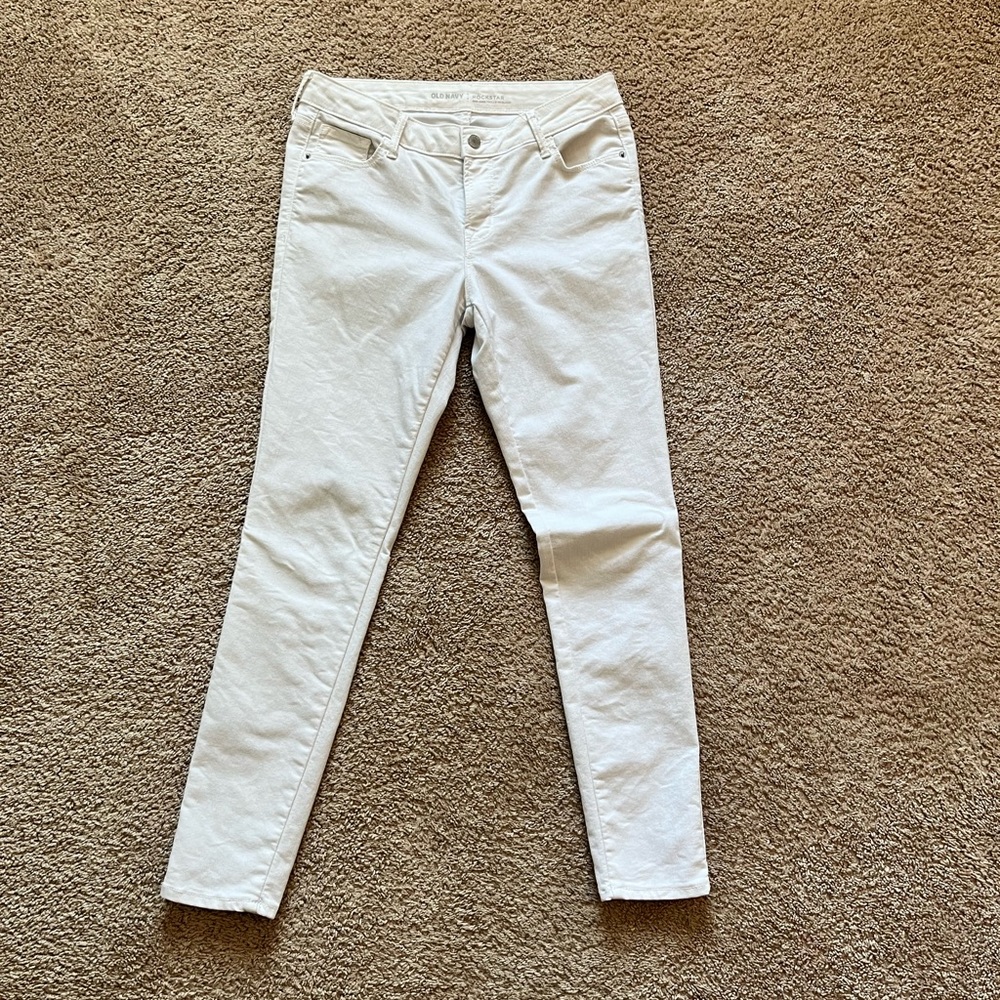 Old navy skinny Rockstar White Jeans size 6 regular